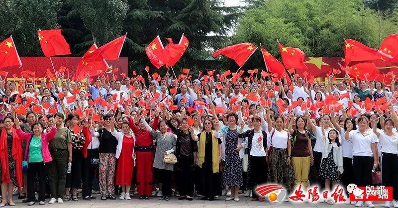 卡通小车找不同